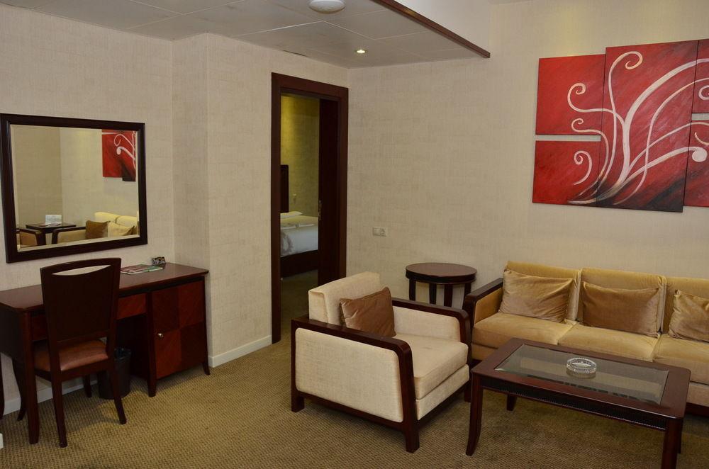 Astoria Hotel Baku Exterior photo