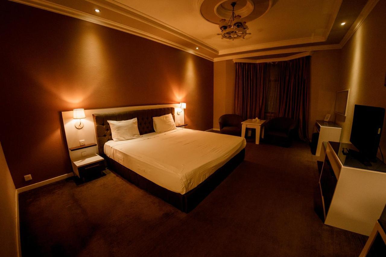 Astoria Hotel Baku Exterior photo